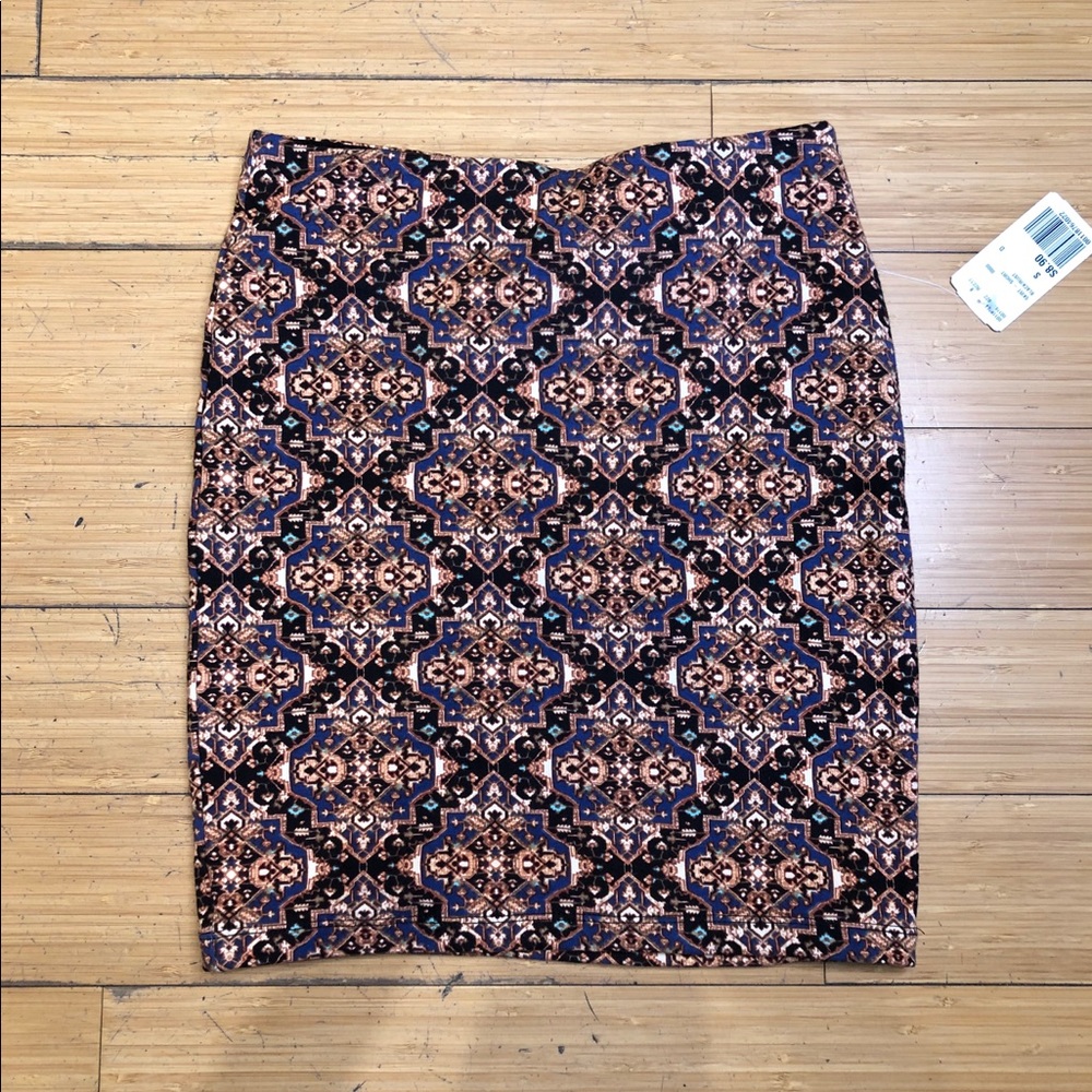 Forever 21 Tribal Pencil Mini Skirt